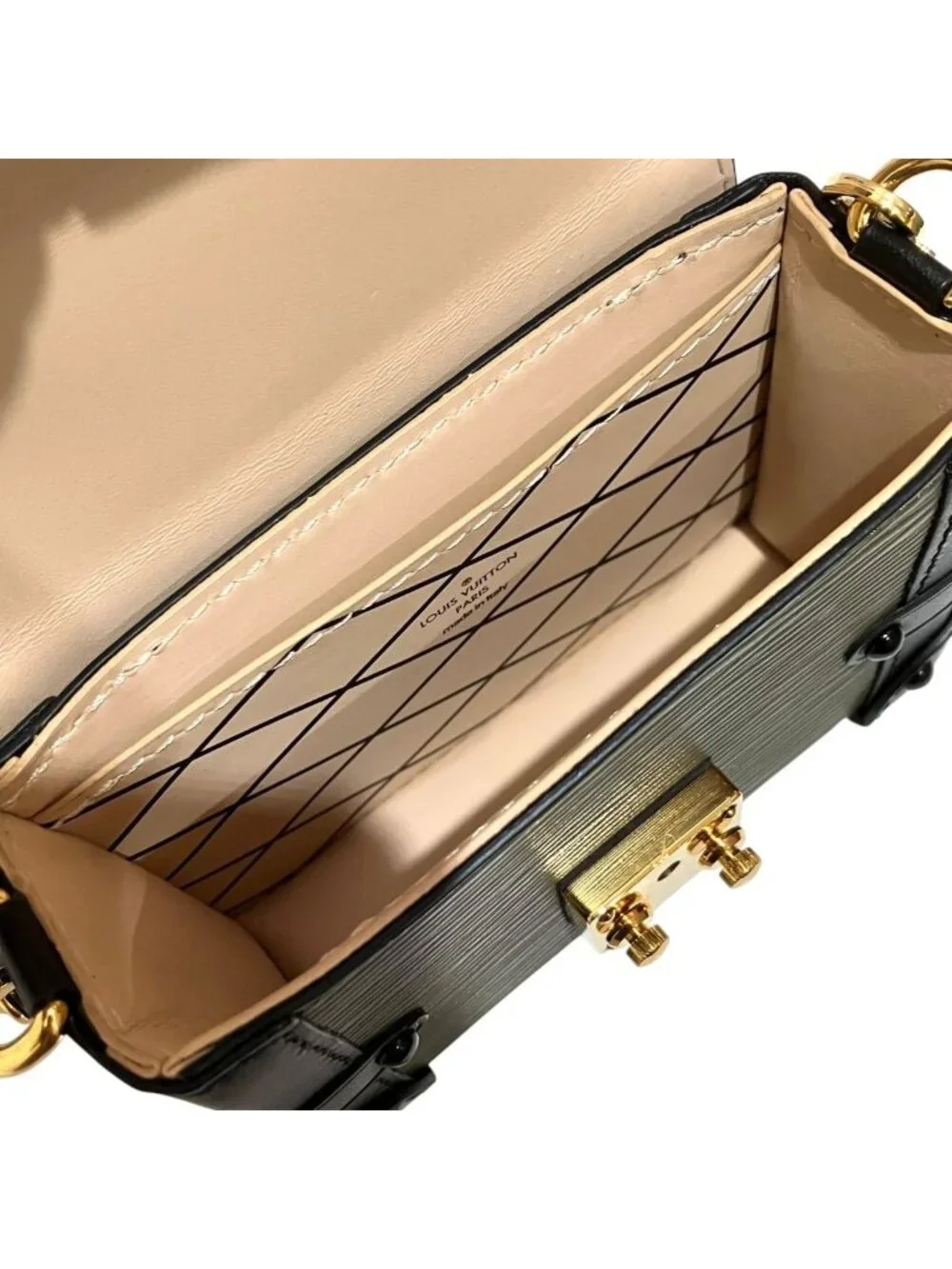 Louis Vuitton Portefeuille Trunk Mini Epi Shoulder Bag Leather